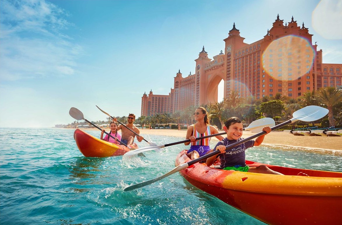 atlantis hotel kayaking