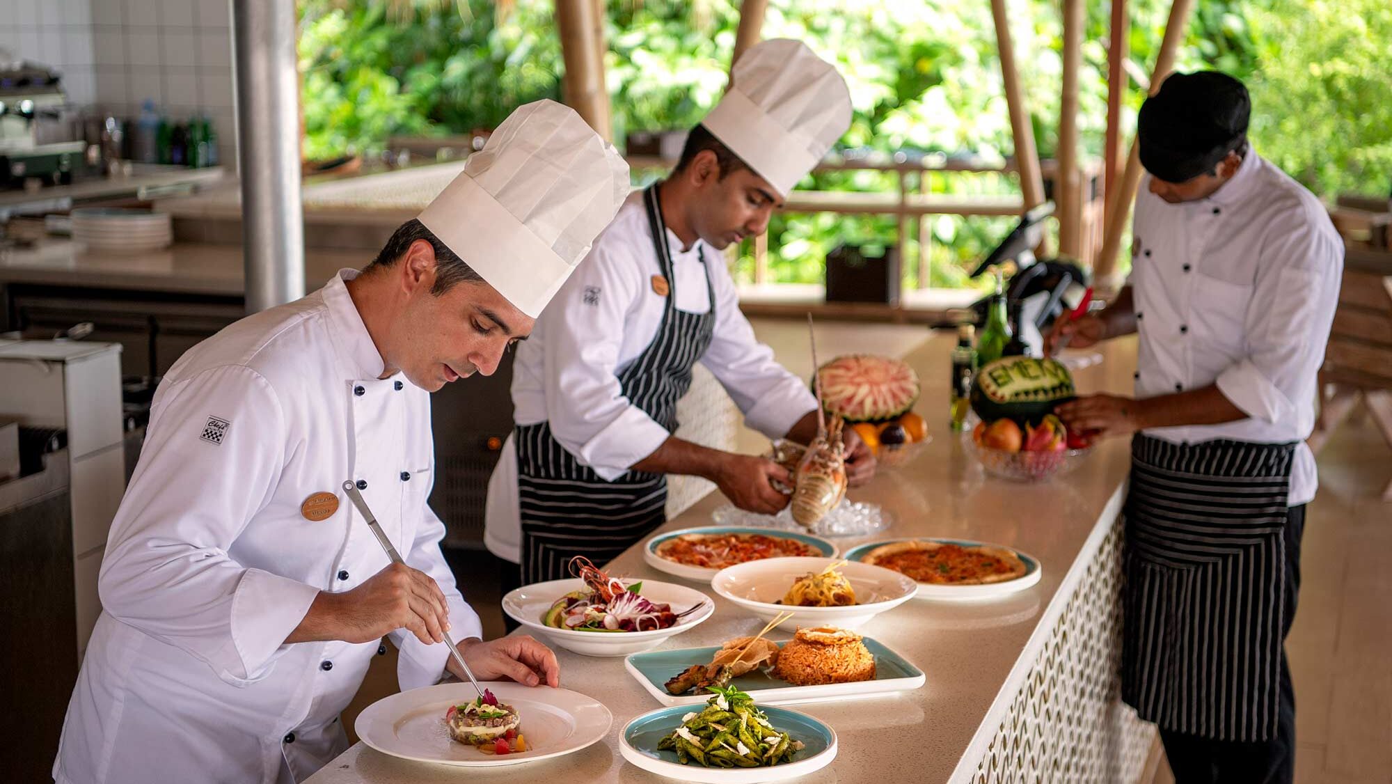 Emerald Maldives restaurants