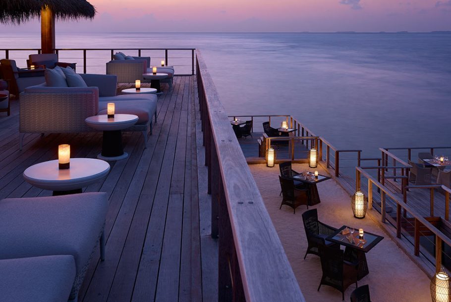 Dusit Thani Maldives Sala Bar