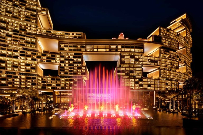 Must see Skyblaze Fountain
