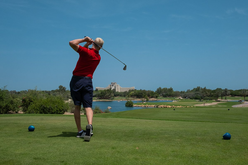 JA Lake View Hotel a best golf hotel in UAE