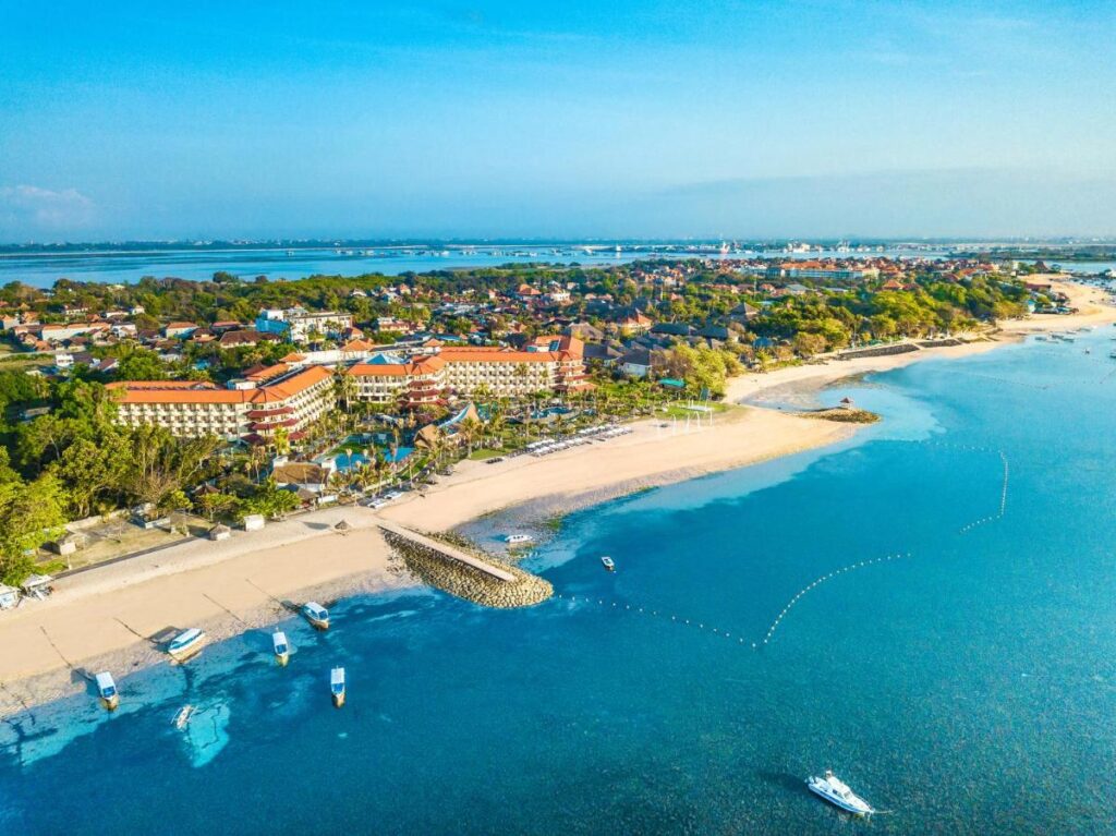 Grand Mirage Resort