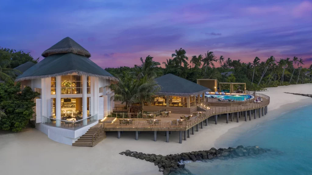 JW Marriott Maldives Resort and Spa restaurant