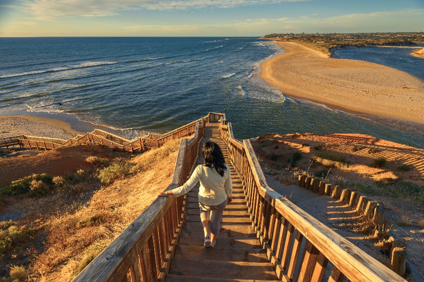 Month by month guide to visit Australia