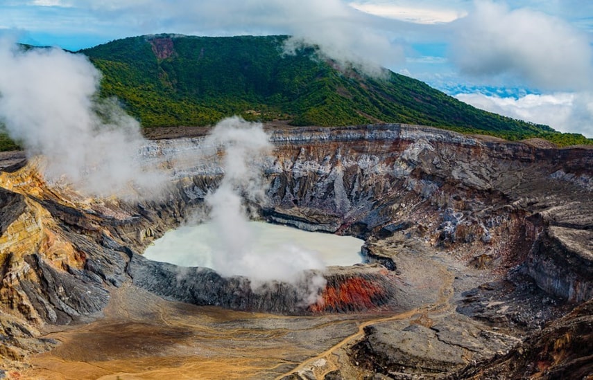Visit Costa Rica in October