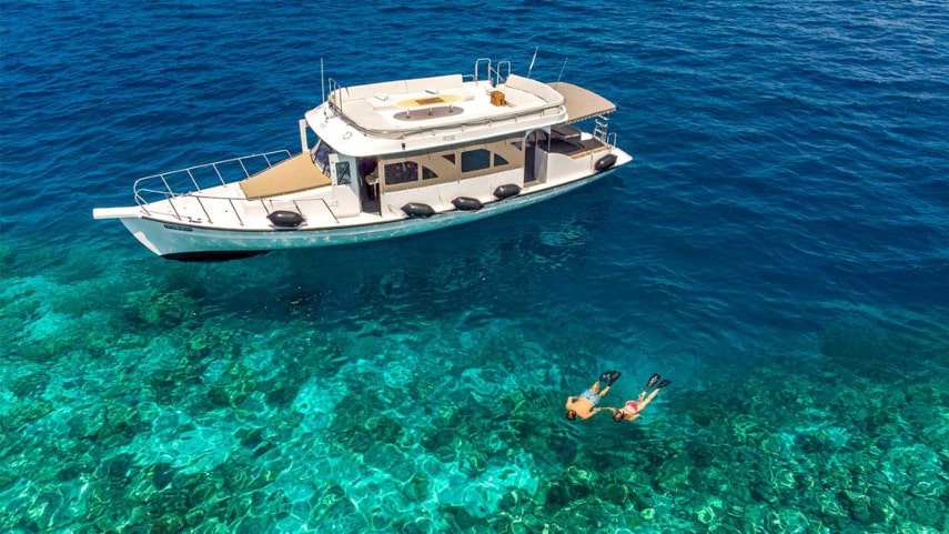 Hurawalhi Island Resort a best diving resort in the Maldives