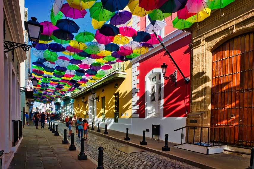 Puerto Rico shopping street