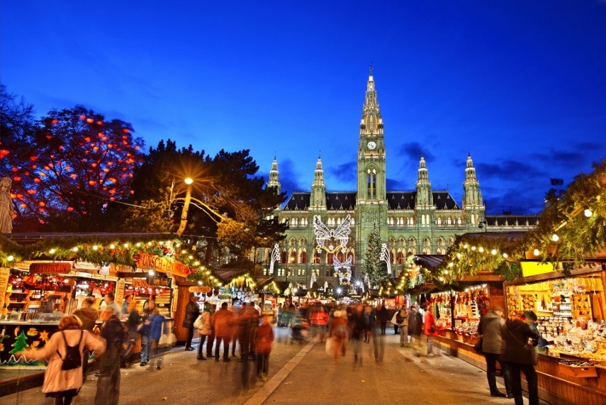 Rathausplatz christmas market