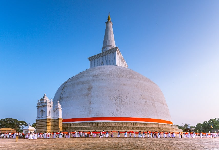 Ruwanwelisaya stupa, Anuradhapura, Sri Lanka