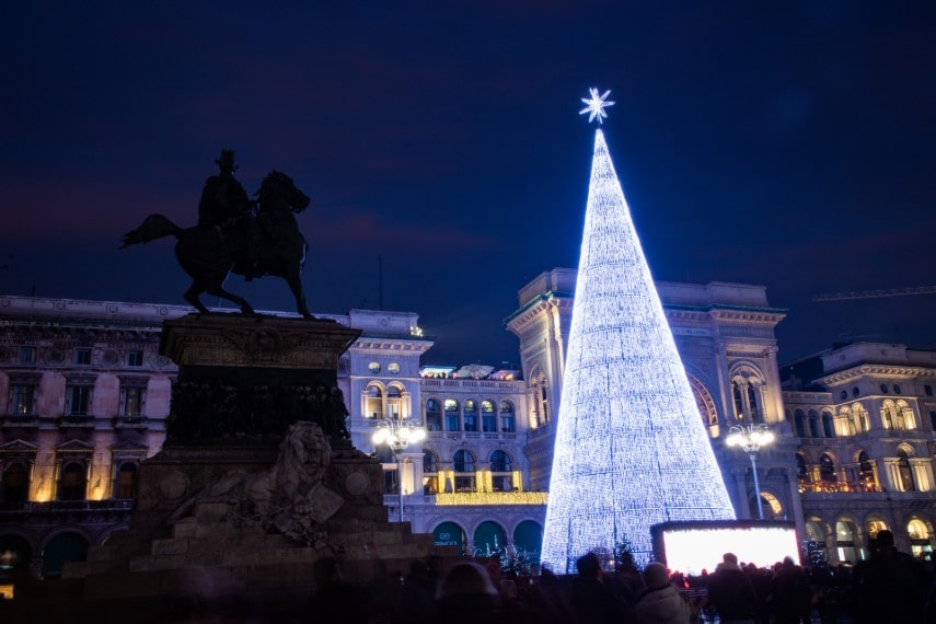 milan christmas market good to visit