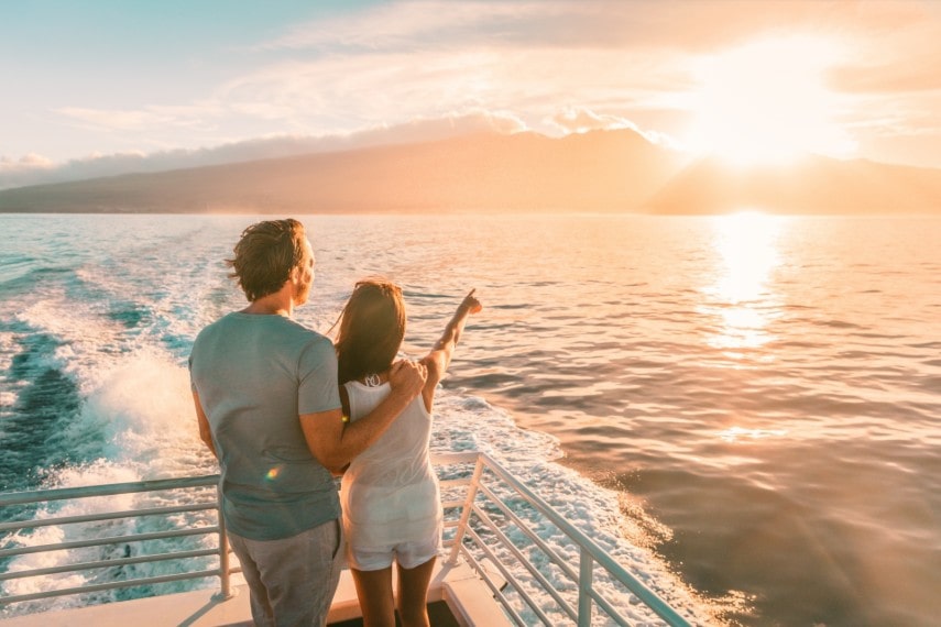 Romantic sunset cruise in Bora Bora