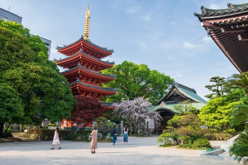 Visitors arrival in June in Japan