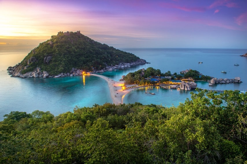 Ko Nang Yuan spot for diving and snorkelling in January