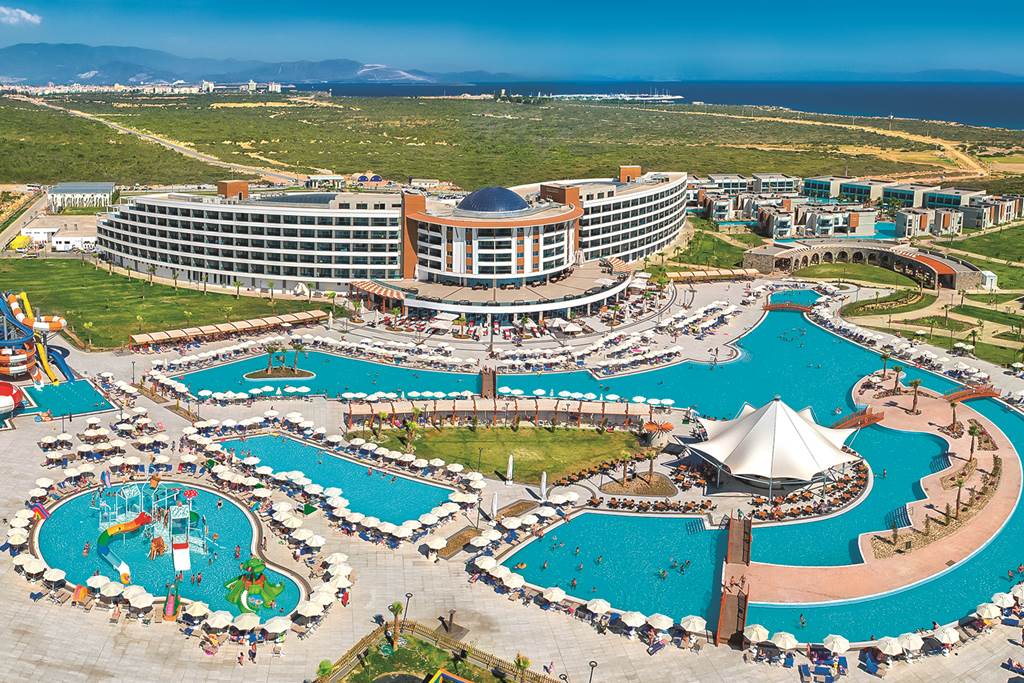 Aquasis Deluxe Resort and Spa